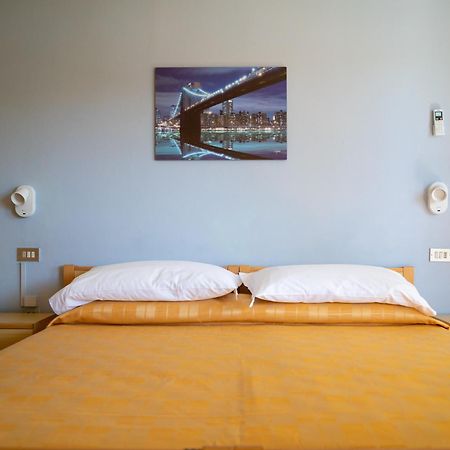 Hotel Quattropalme Tortoreto Екстериор снимка