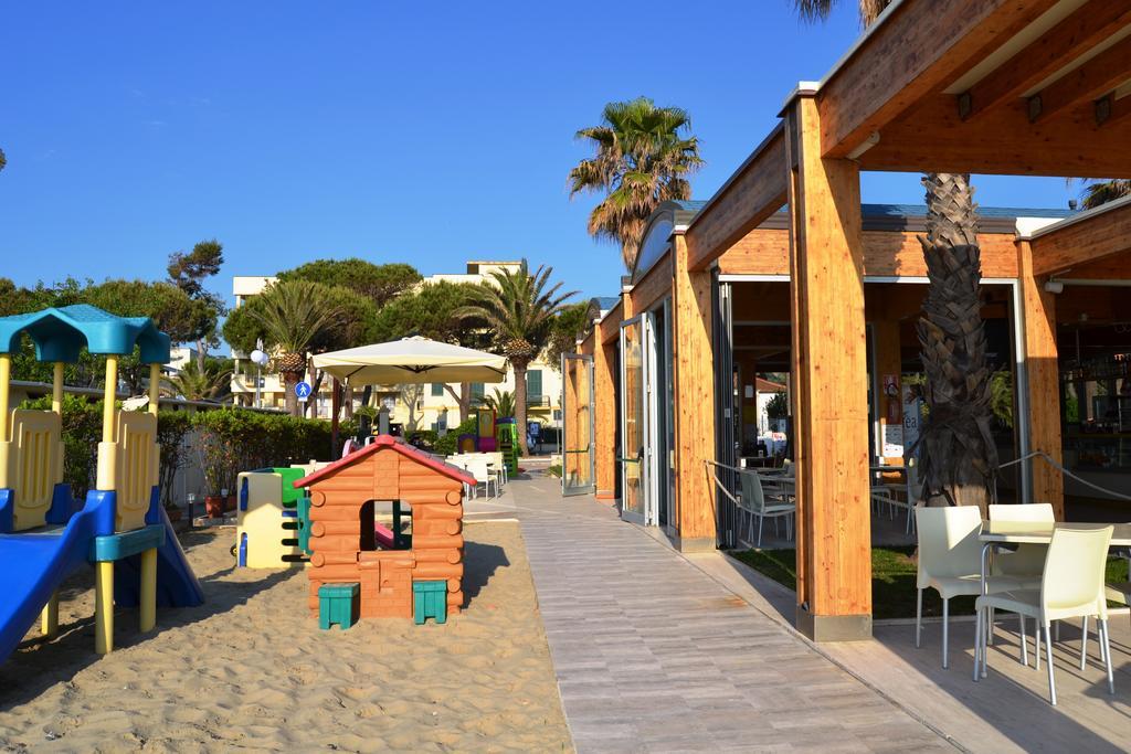 Hotel Quattropalme Tortoreto Екстериор снимка