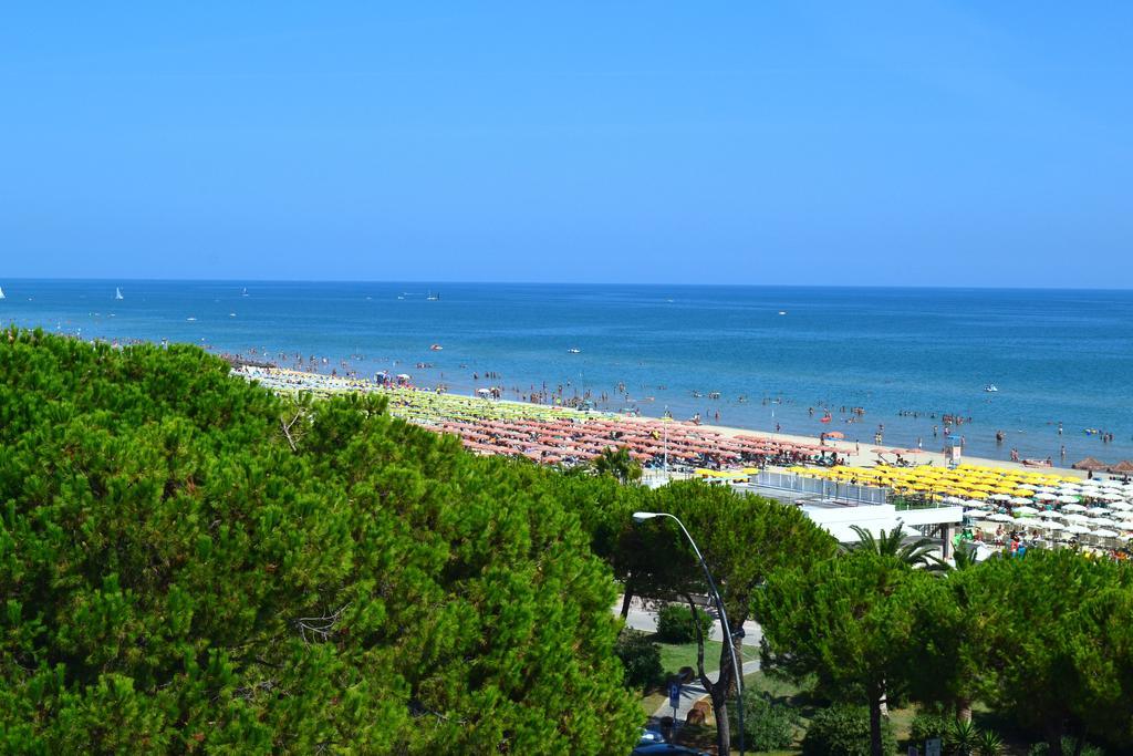 Hotel Quattropalme Tortoreto Екстериор снимка